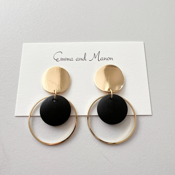 ★金属アレルギー対応　チタンポスト　ウッド　スモールフープ ピアス/イヤリング 3枚目の画像