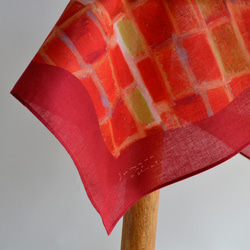 お得なハンカチ2枚セット / 赤の森・月のホワイト / クリスマスギフト / ラッピング込み / 送料無料 8枚目の画像