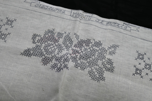 ビンテージ DMC リネン下絵付きドイリー クロスステッチ 編み図