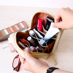 【新作】大きく開き自立する、整理しやすい！本革を使った大人メイクポーチ 4color 5枚目の画像