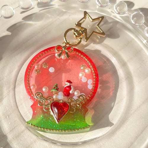 おしゃれな雪だるまちゃんシェイカーキーホルダー　シャカシャカ　雪 2e665f57692dd2840ee48948e27e89