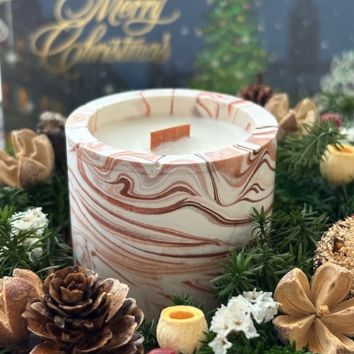 ジェスモナイト&キャンドル ジェスモナイト容器の100％天然精油＆ソイワックスキャンドル