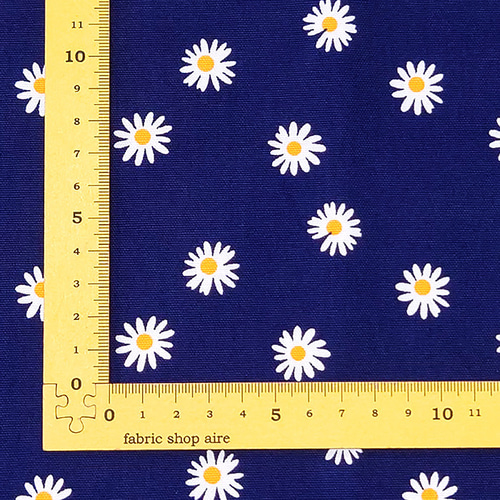 定番・50cm単位販売】生地 布 花柄 マーガレット オックス 約110cm幅
