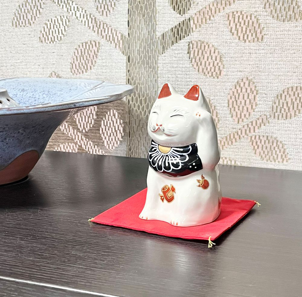 【清水焼】招き猫～宝尽くし【ギフトラッピング・送料無料】京都発のまねきねこ