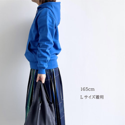 フラワーブローチのパーカー【在庫限り】 4枚目の画像