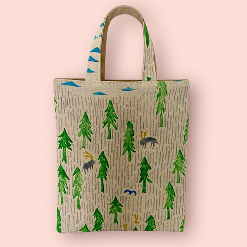 Mina perhonen カラフル木の葉デザインエコバッグ Mina perhonen カラフル木の葉デザインエコバッグ