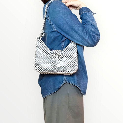ラウンドビーズのショルダーバッグ【マットシルバー】☆ビーズバッグ