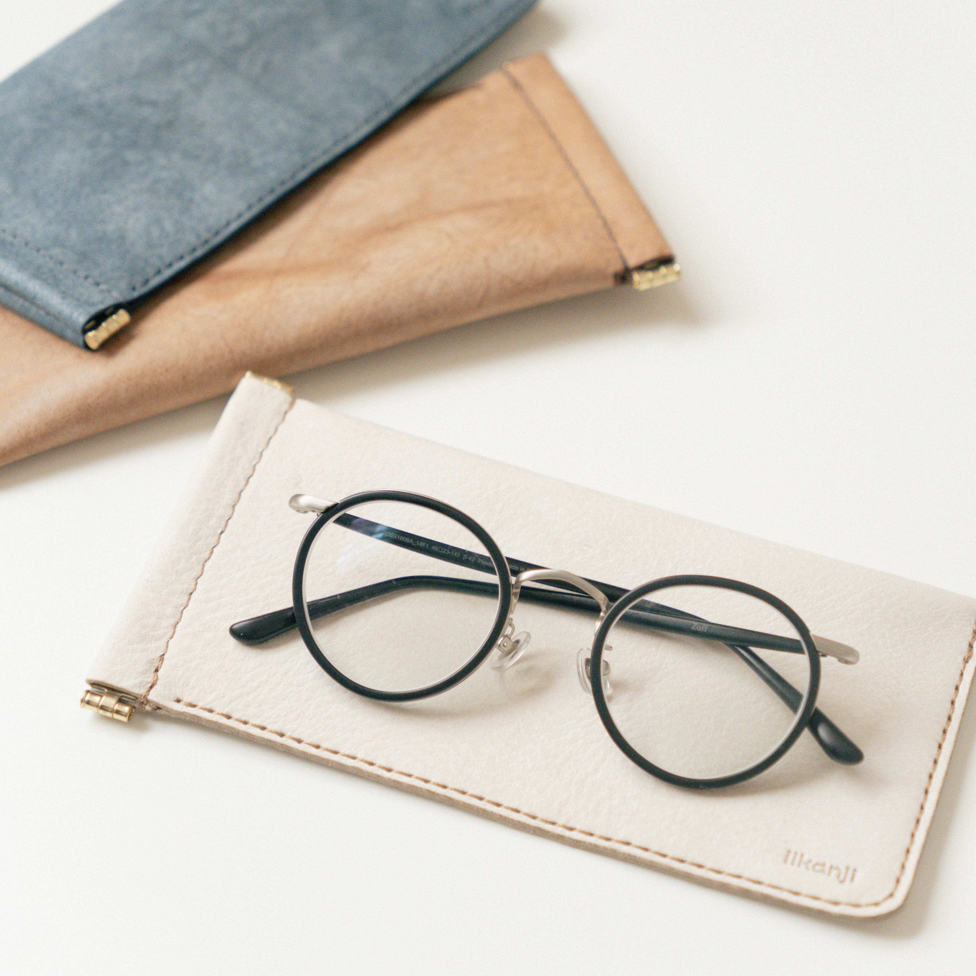 【受注生産】パカっとメガネポーチ