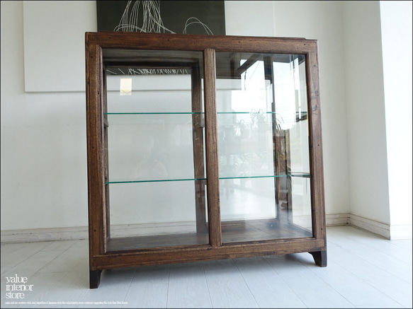 F様 サイズオーダーデスク 」 チーク無垢材 台形ショーケースモデルMed