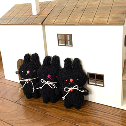 ゆるうさ（ブラック）ぬいぐるみ 1枚目の画像