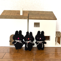 ゆるうさ（ブラック）ぬいぐるみ 2枚目の画像