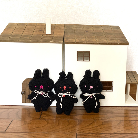 ゆるうさ（ブラック）ぬいぐるみ 2枚目の画像
