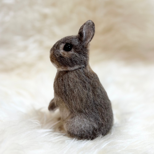 期間限定】 羊毛フェルト うさぎ ネザーランドドワーフ お座り 植毛