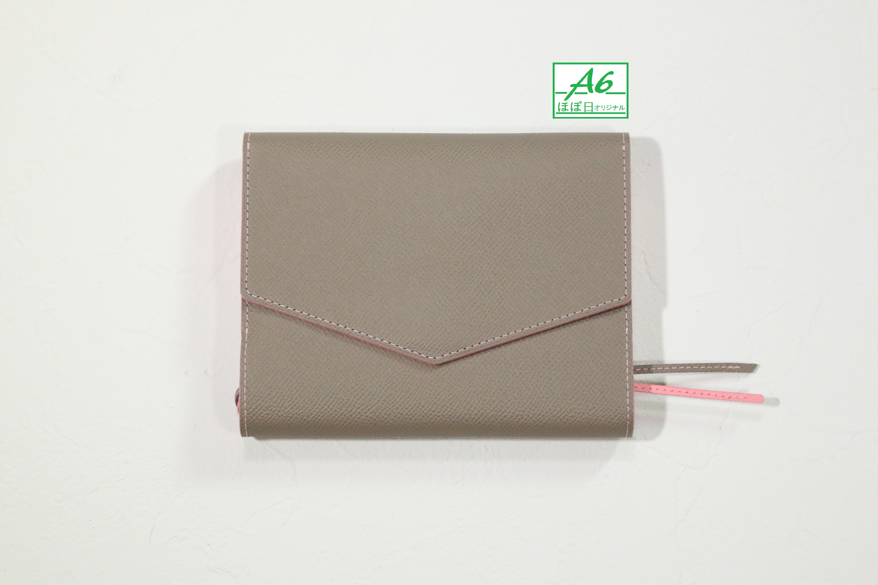[フランス製高級皮革]手帳カバー［A6/ほぼ日手帳サイズ］T778　グレージュ/ピンク
