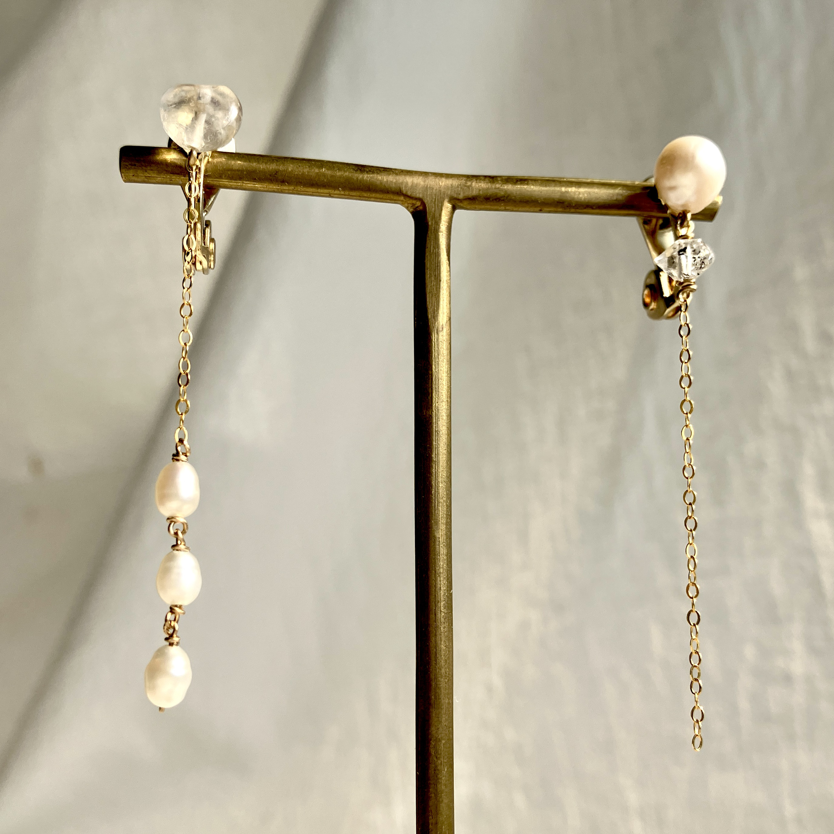 Chaste　清らか　クリップイヤリング　１点もの