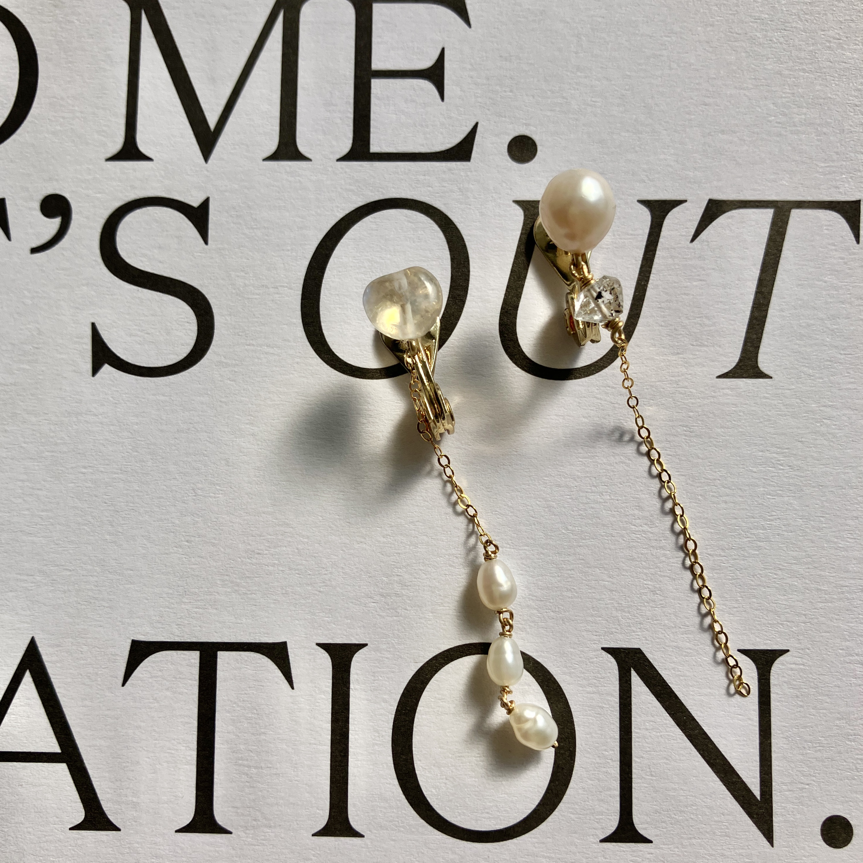 Chaste　清らか　クリップイヤリング　１点もの