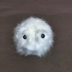 Moflin グレー ファー ぬいぐるみ 卵型 手のひらに、生きてるみたいな命の重み・もふもふのおともだち