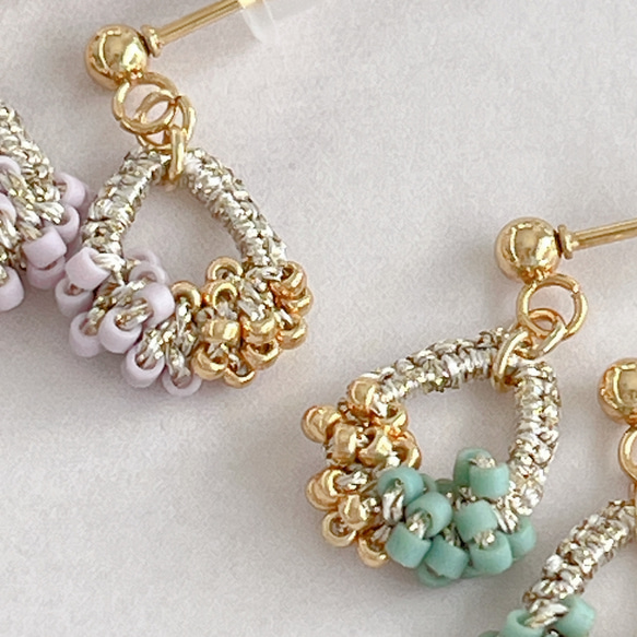 【ラメ糸の粒々シャイニーリトルティアピアスorイヤリング＊グリーン】サージカルステンレスピアス/ガラスビーズ 5枚目の画像