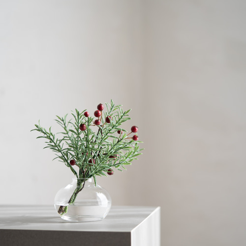 水換え不要）ローズマリーとノバラの小瓶挿し 小さなクリスマスツリー