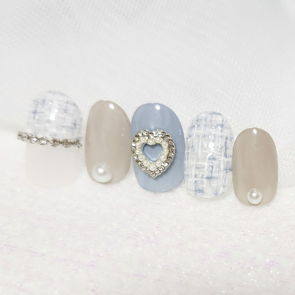 ツイードハートネイル/パステルブルー/ベージュ/チェーン/ハート/ネイルチップ 3枚目の画像