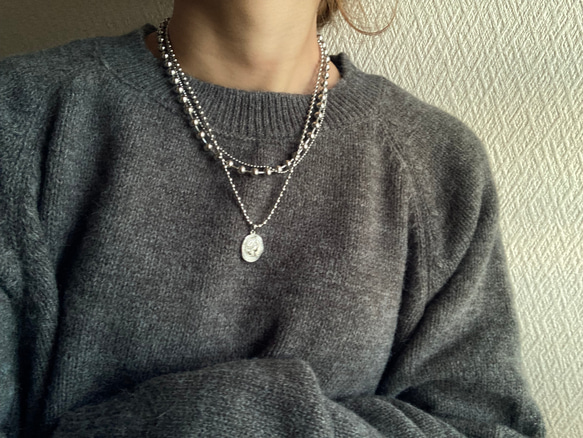 ー３連コインネックレスー　サージカルステンレス　ボールチェーン　ボールチェーンネックレス　チェーンネックレス 3枚目の画像