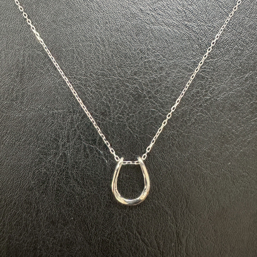 Pt900｜馬蹄モチーフ】プラチナ900 ペンダントトップ｜ホースシュー