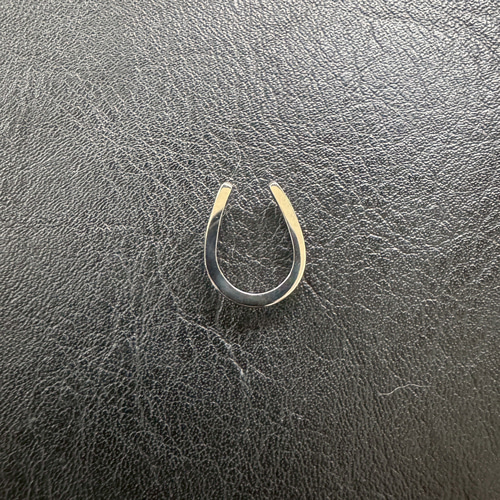 Pt900｜馬蹄モチーフ】プラチナ900 ペンダントトップ｜ホースシュー