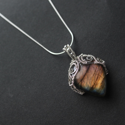 ラブラドライト ワイヤーラッピング ペンダント ラブラドライト ペンダントトップ ワイヤーラッピング