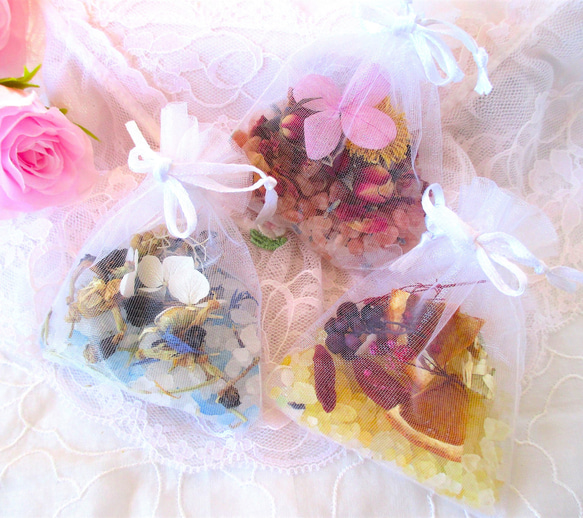 アロマ＆ハーブのフレグランスソルト♡バスソルト ＜選べる3種類の