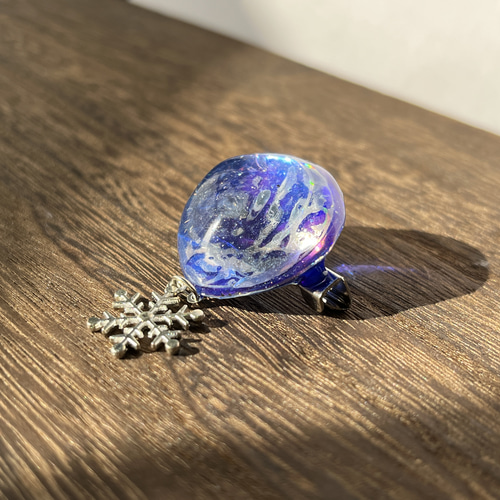 宇宙ゆるブローチ / レジン / space ブローチ 華昇 優羽 通販 18547286