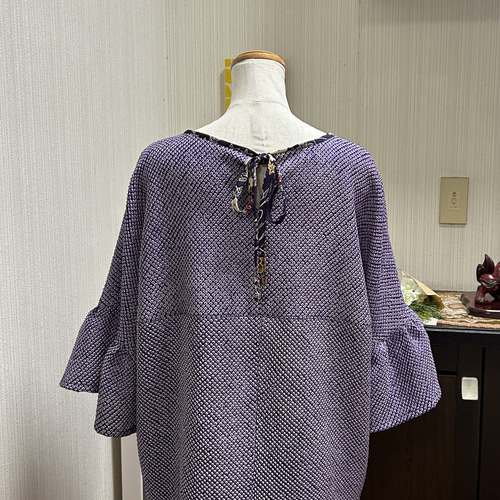 着物リメイク　新品　化繊総絞りハート型ネック膝下ワンピ＊リボン 着物リメイク 新品 化繊総絞りハート型ネック膝下ワンピ＊リボン