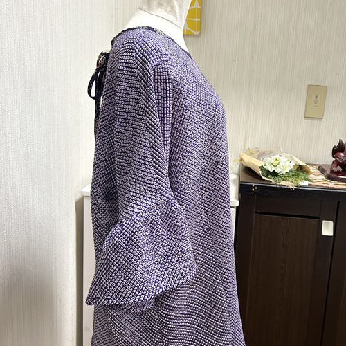 A107★着物リメイク えんじ系総絞り裾フリルワンピース★リボン・ブローチ A107☆着物リメイク えんじ系総絞り裾フリルワンピース☆リボン