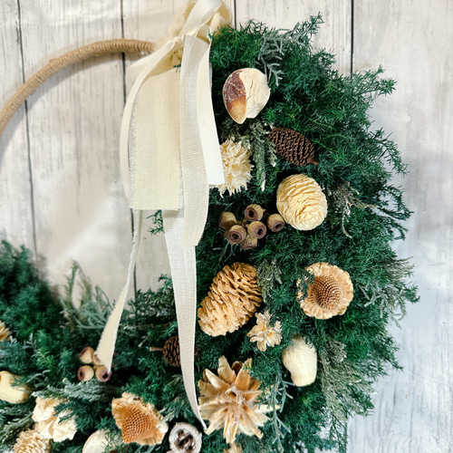3.クリスマスリース クリスマスリース 三日月 直径40cm プリザーブドフラワー MUM FLOWERS
