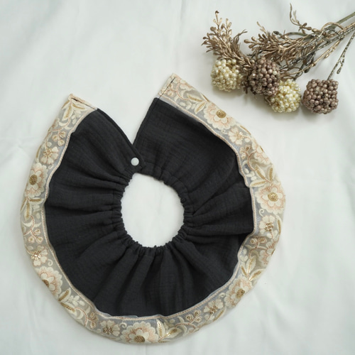 インド刺繍リボン スタイ ベビースタイ くしゅくしゅスタイ ポコポコ