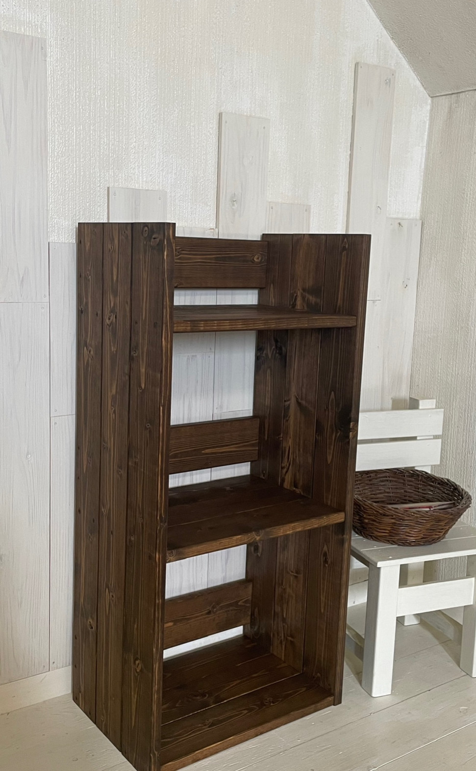 ハンドメイド家具52 黒っぽいブラウンのスリムラック オーダー製作可