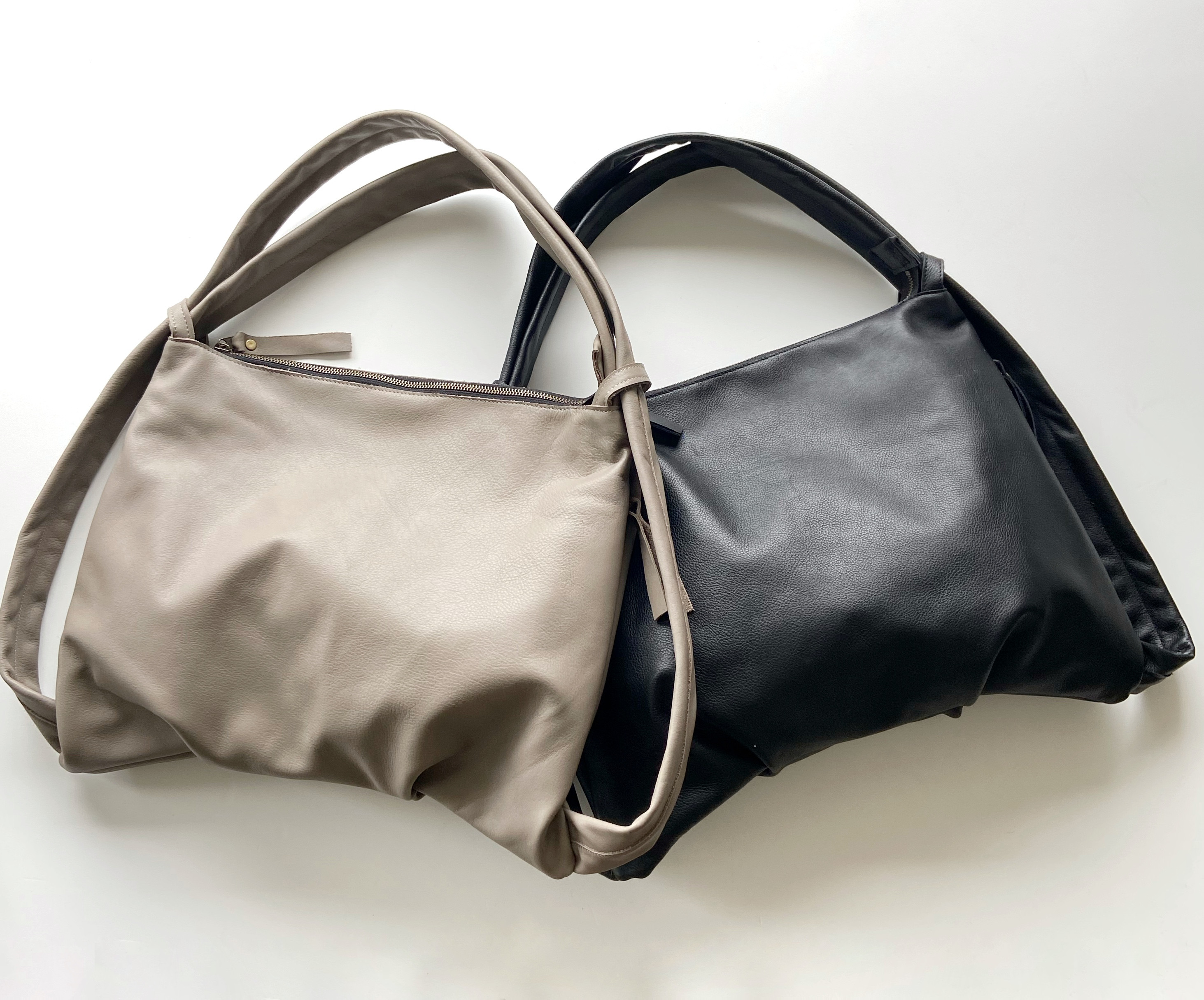 ソフトで軽い撥水2wayショルダー＆リュック＊ソフト牛革＊A4収納可