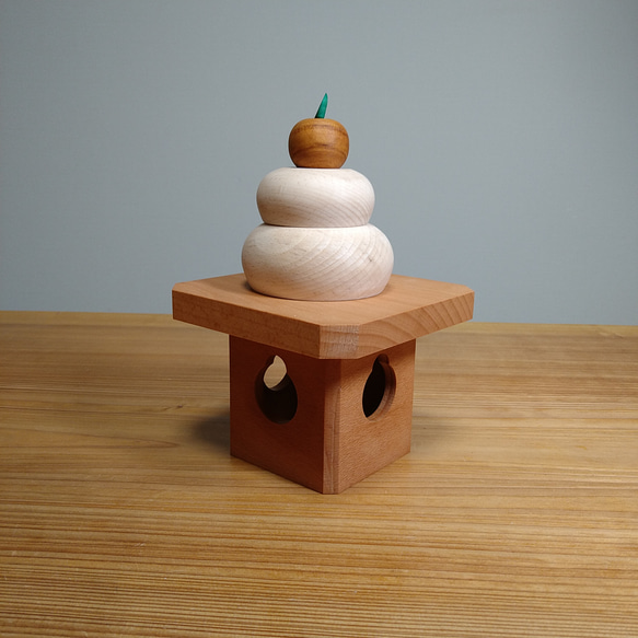 お正月 木の鏡餅 三宝付き 中サイズ その他インテリア雑貨 北欧