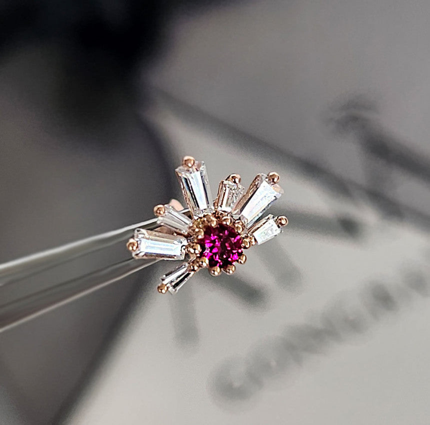 14Kゴールド cz 三角形 クラウン ヘリックス 軟骨 アンチトラガス インナーコンク イヤリング ピアス ラブレット