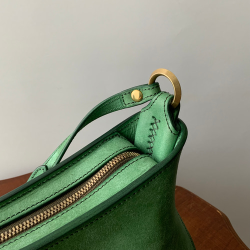 イタリアンレザー マルゴー シングルバックルブレスレット グリーン