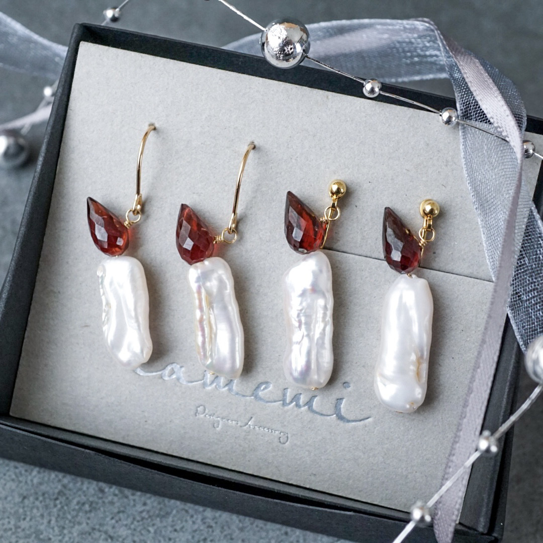 「灯火」キャンドル ピアス イヤリング ろうそく クリスマス ガーネット 淡水パール 天然石 1月誕生石 冬 プレゼント