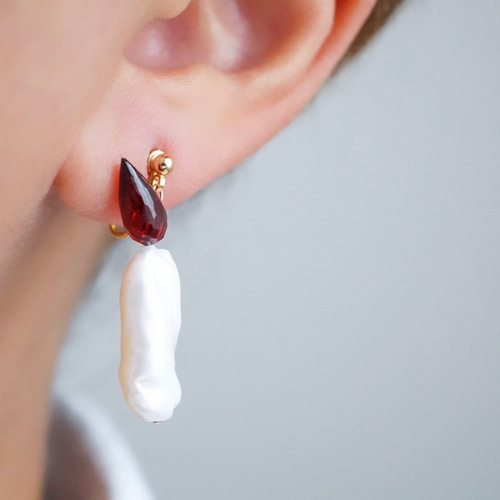 灯火」キャンドル ピアス イヤリング ろうそく クリスマス ガーネット