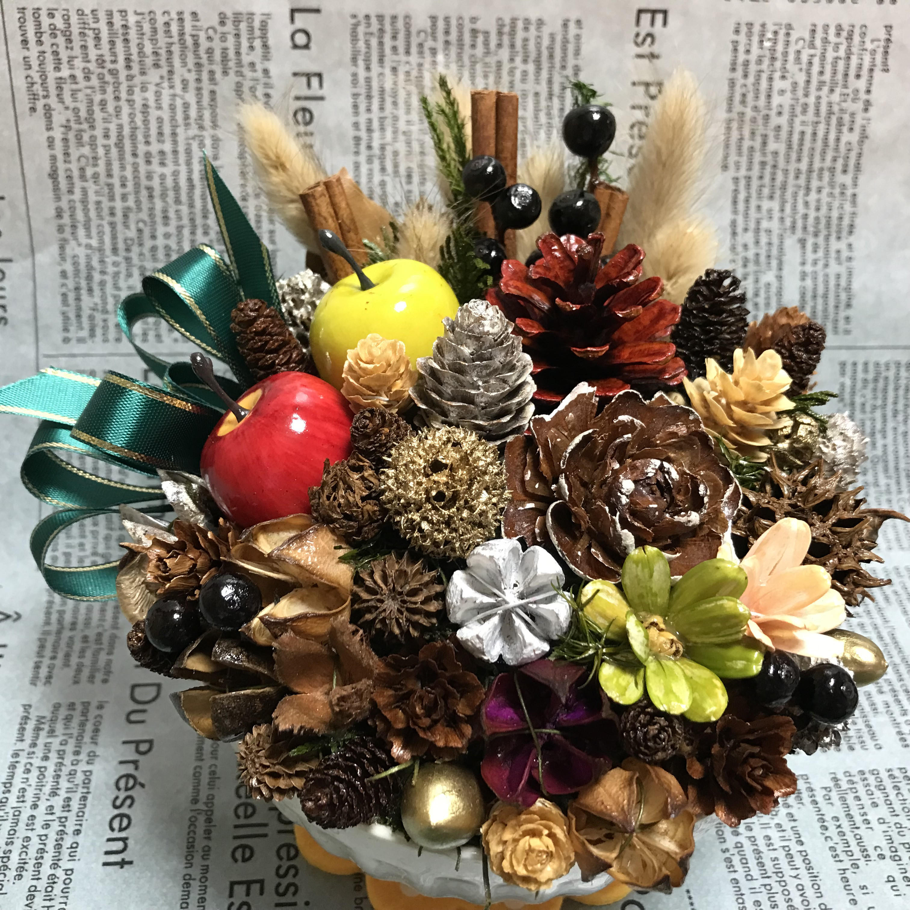 《X’mas ギフト》️北欧の森の木の実と林檎のテーブルアレンジ（1点限定）