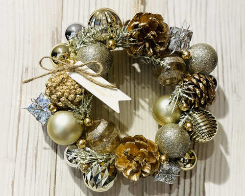 クリスマスリース ゴールドのキラキラリース2024 23cm リース green