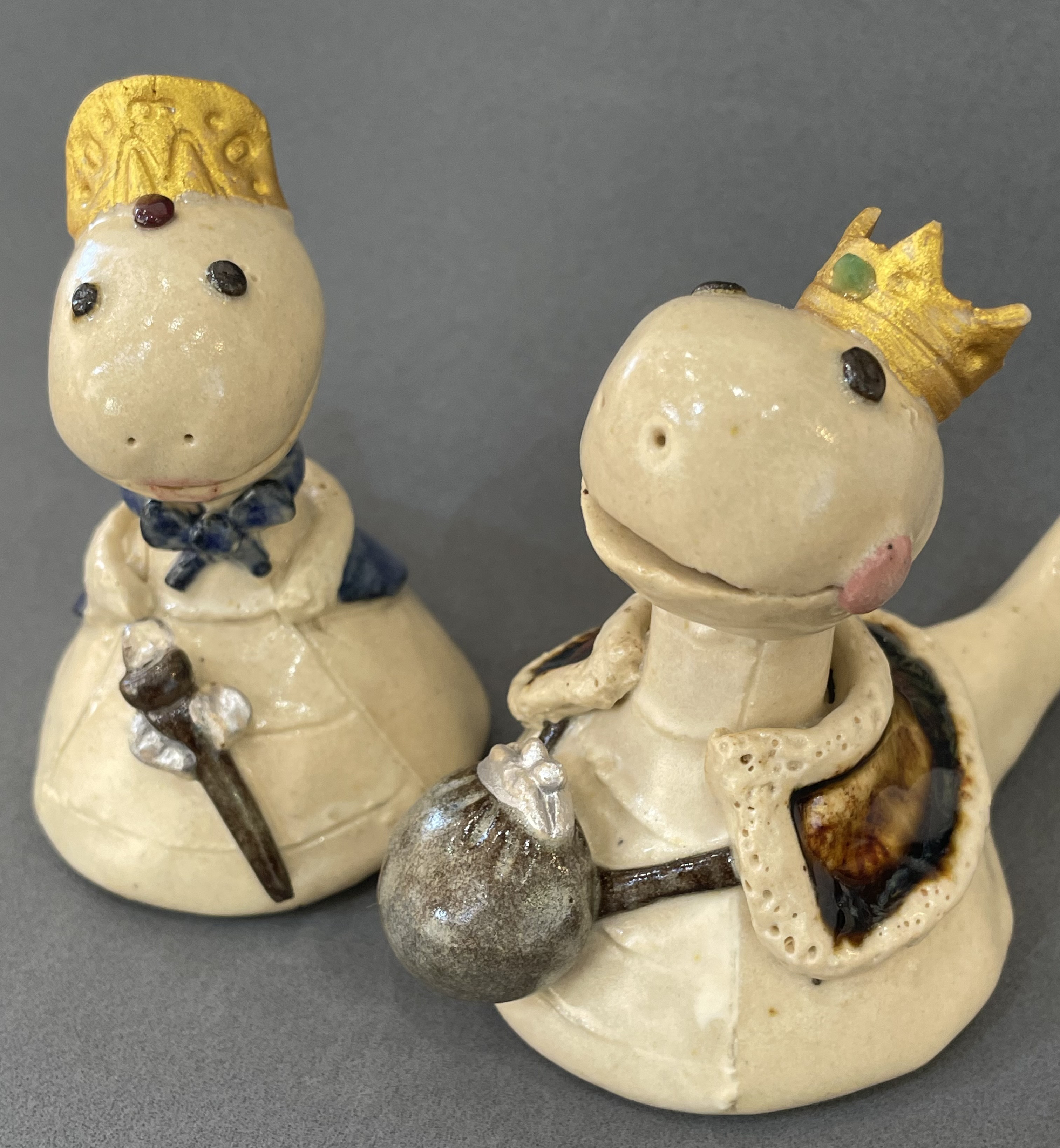 ヘビの王様とお姫様　ミーシャとラーマ　巳年　ヘビ　へび　巳年　白蛇　2025 干支　がまぐち　エメラルド　ガーネット