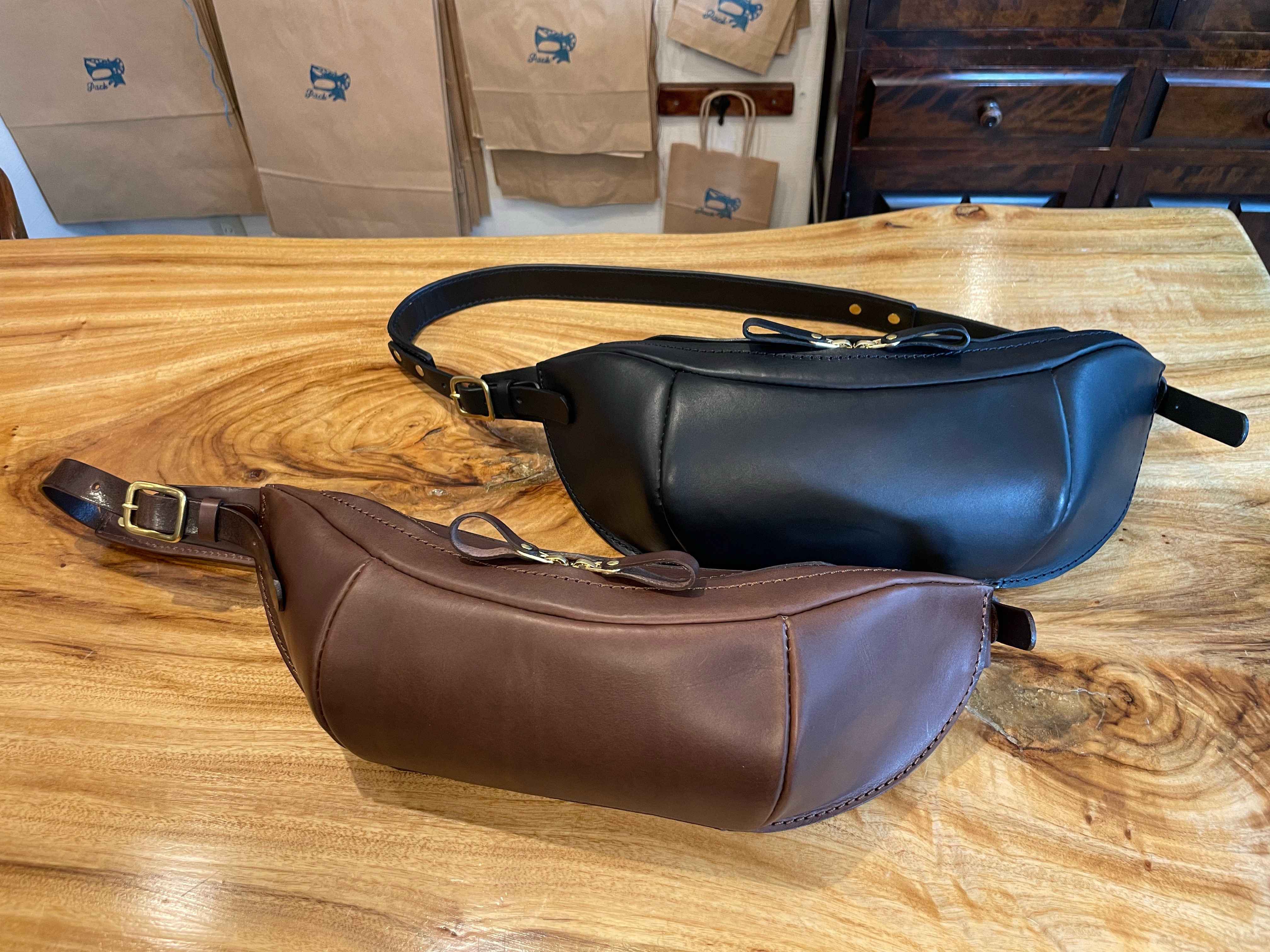 Crescent Body Bag クレセントボディバッグ《Tucson》