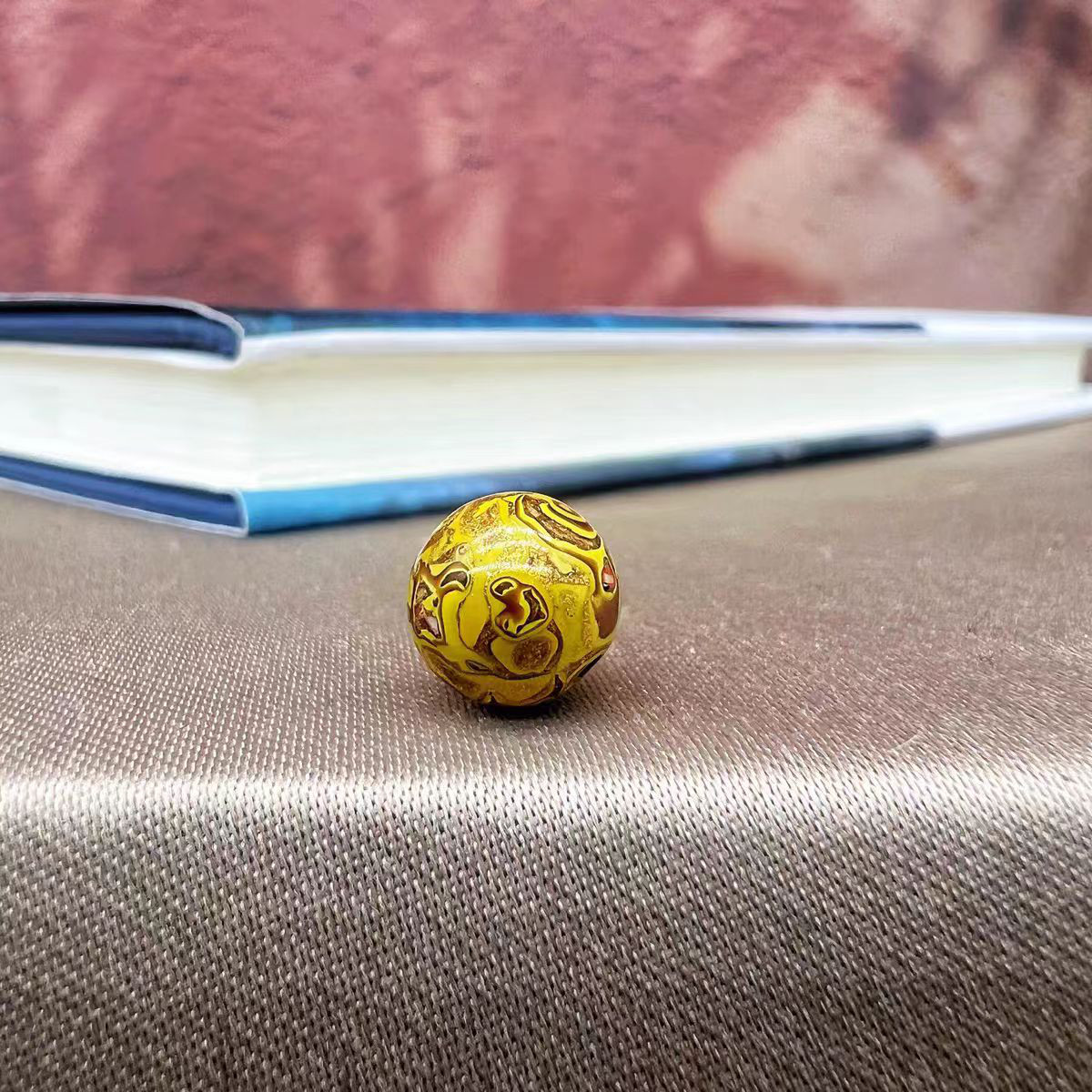 ハンドメイド ブレスレット バングル 漆器 漆塗り リストバンド 古代の技術 紫檀 螺鈿 オパール 誕生日 周年記念日