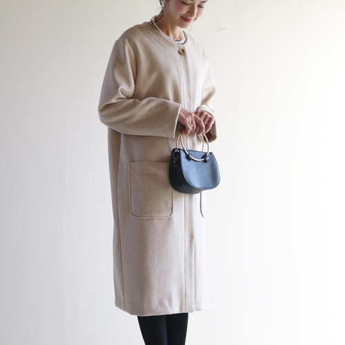New冬【ホワイトベージュ】ウール素材上品ノーカラーコクーンコート