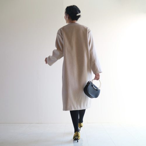 New冬【ホワイトベージュ】ウール素材上品ノーカラーコクーンコート