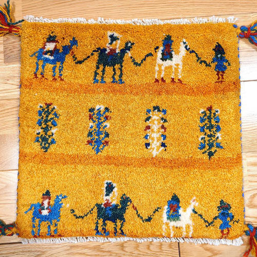 新入荷】ペルシャ ギャッベ ミニマット 40x38cm ラクダ 黄金色 地毯