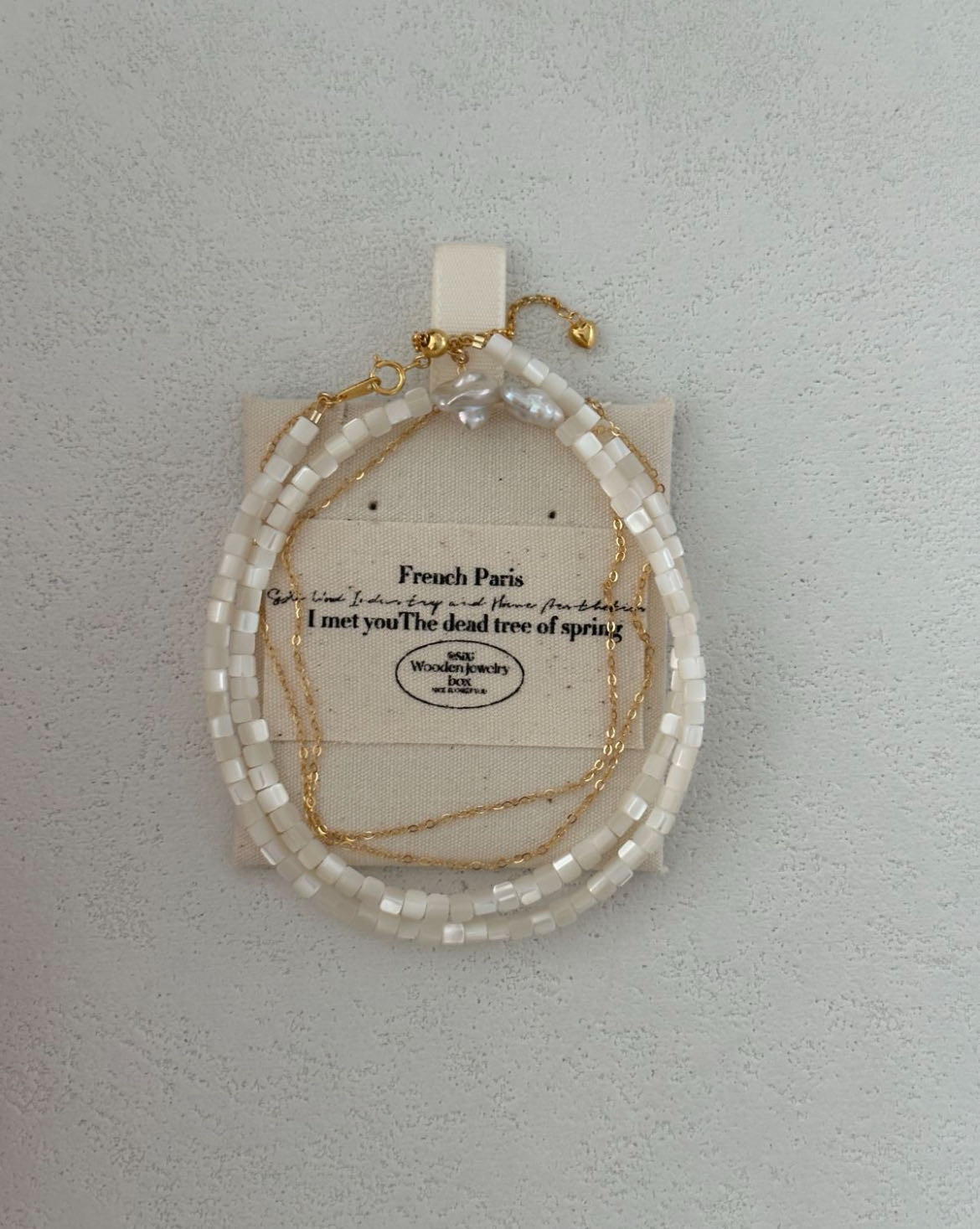 ケシパールと貝ビーズのネックレス